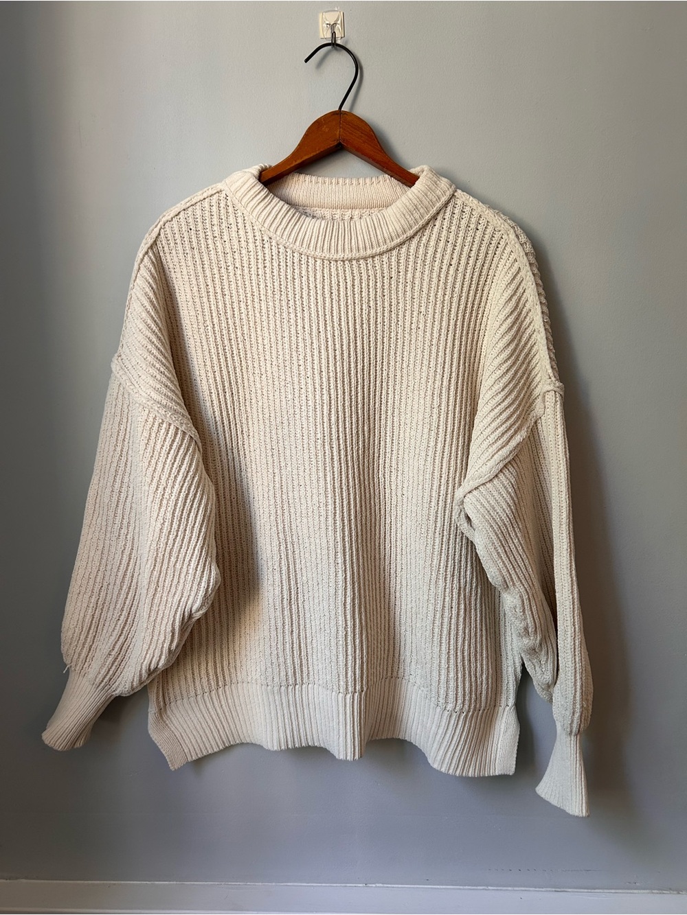 AERIE Chunky Pullover Sweater Women’s XS Oversized Crew Neck Cream White Ribbed